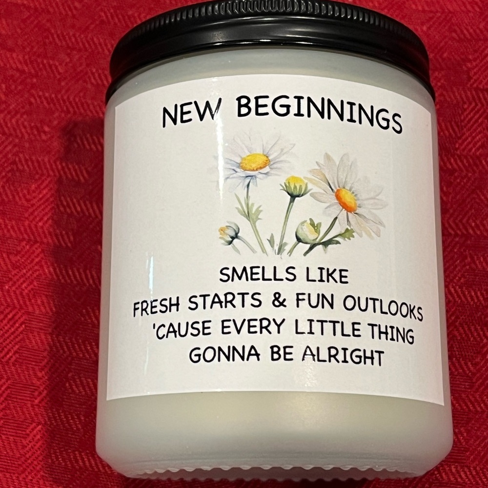 Wompolle New Beginnings scented candle